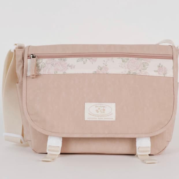 오부니 메신저백 누드핑크 로즈패치