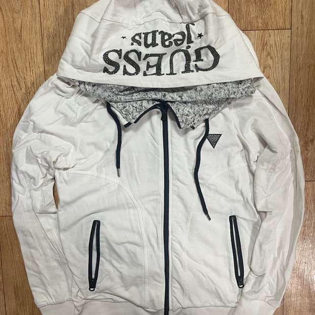 GUESS 게스 화이트 큐빅 비즈 후드집업 대장 y2k 올드스쿨 져지