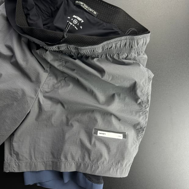 Satisfy tech silk cordura 8인치