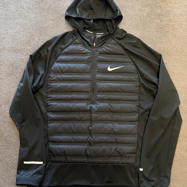 나이키 에어로로프트 반집업 처분 