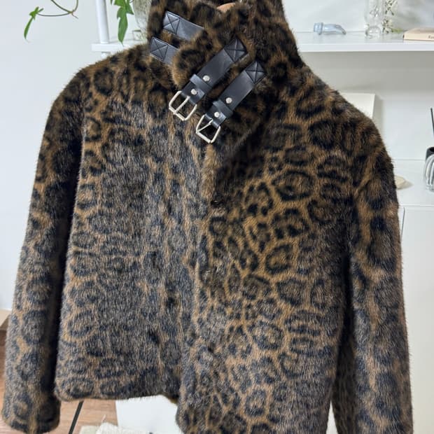 로라로라 퍼자켓 레오파드