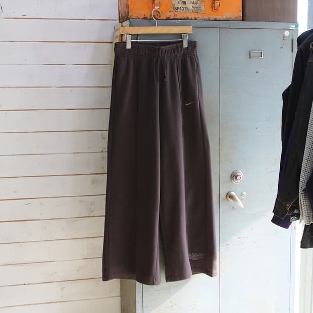 나이키 와이드 트랙 팬츠 (여성용 L)