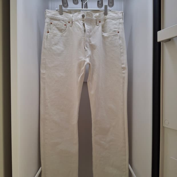 리바이스 501. 크림진 34-32