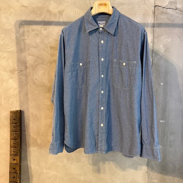 NON-STOCK 샴브레이 셔츠 100