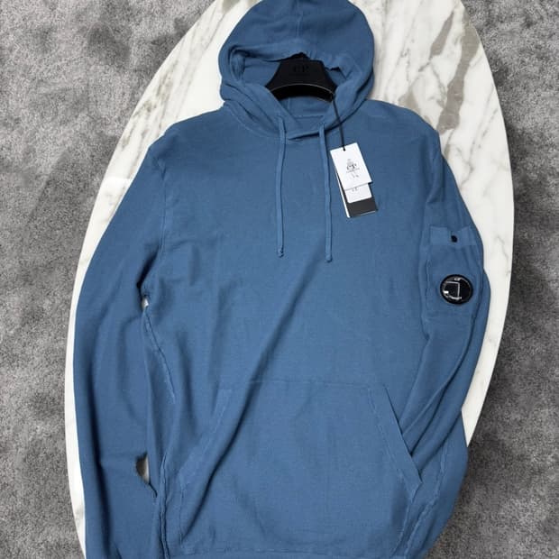 cp컴퍼니 24ss 니트후드 L사이즈