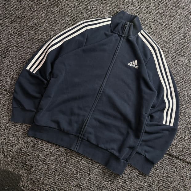 아디다스 에센셜 3 스트라이프 사이드라인 트랙 자켓 3997
