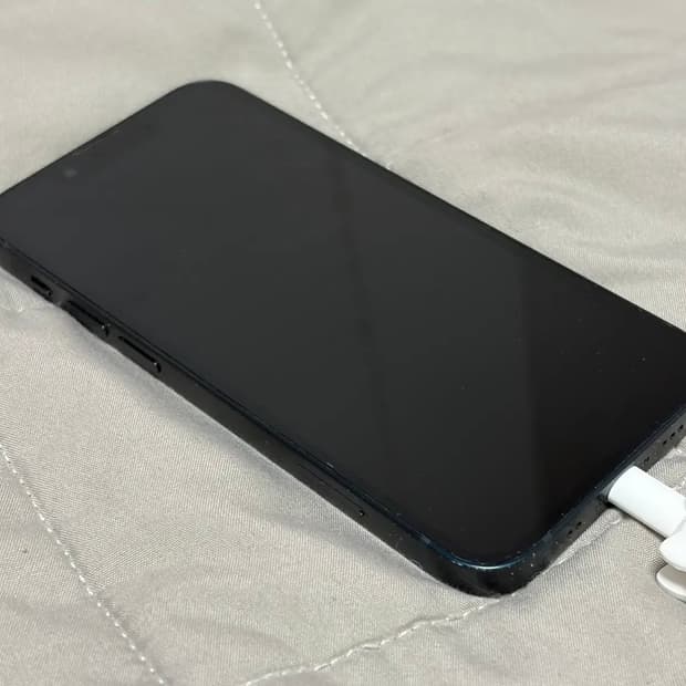 아이폰 13미니 미드나이트 512 (무음카메라)