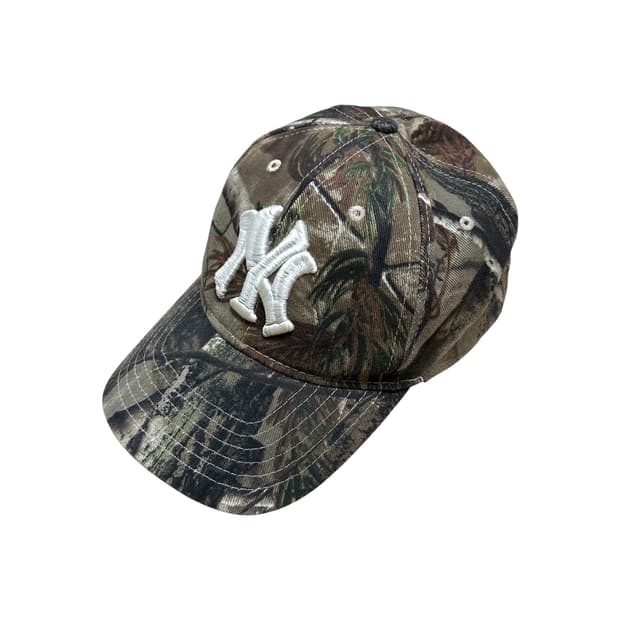 Praying NY Realtree Camo Cap 프레잉 모자