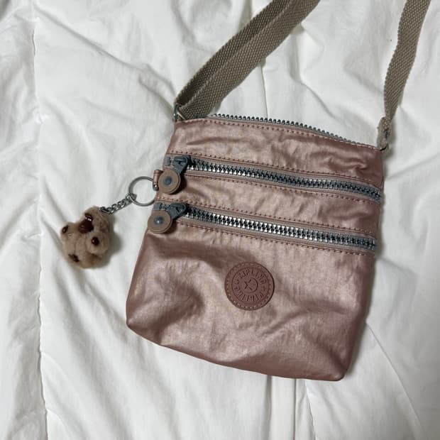 키플링 미니 크로스백