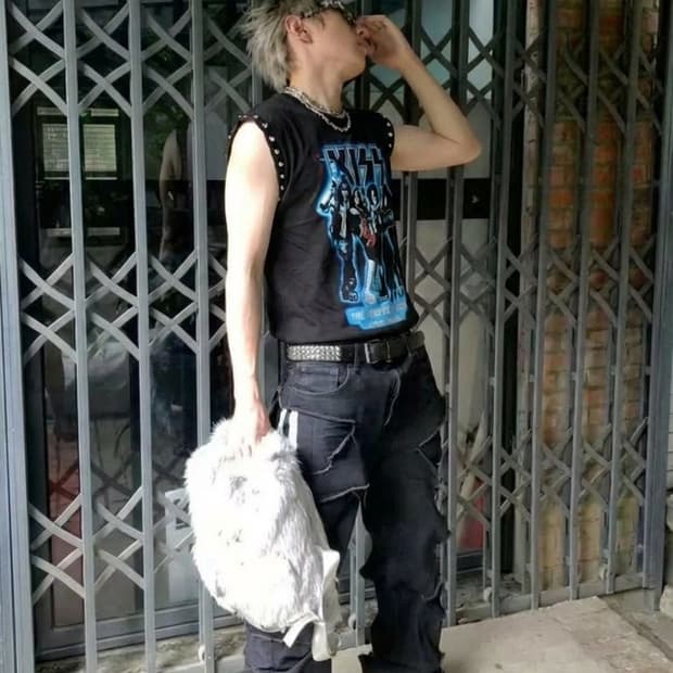 LAZER HEAVEN / KISS 락밴드 프린트 스터드 민소매 티셔츠