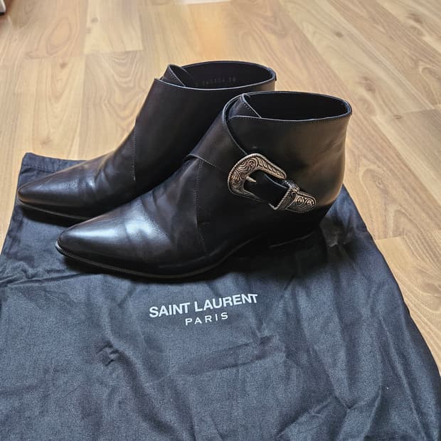 생로랑 덕키스 웨스턴 부츠 블랙
