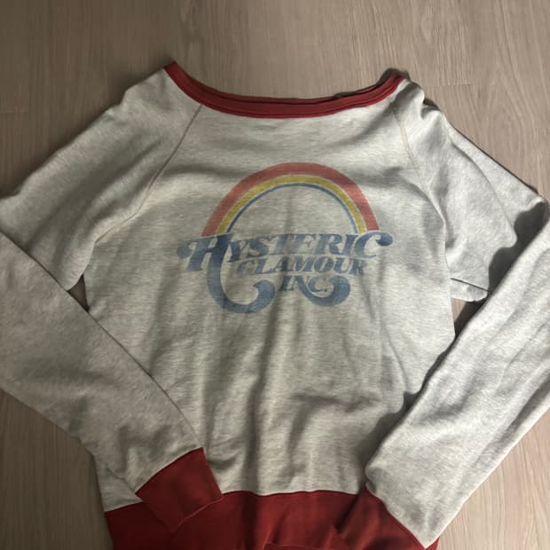 히스테릭 글래머 무지개 맨투맨