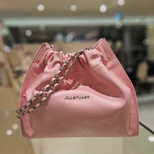 질스튜어트 코코체인 크로스백