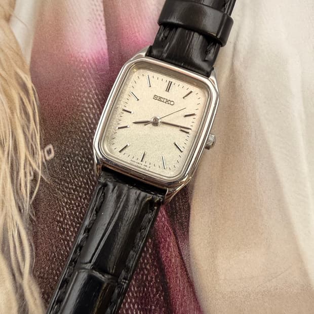 Seiko_1980s square vintage watch