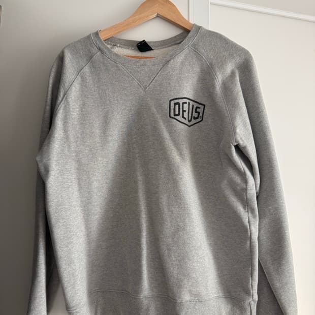 데우스 그레이 맨투맨m