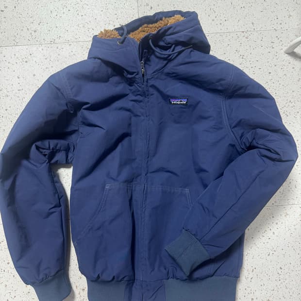 파타고니아 경량패딩 s