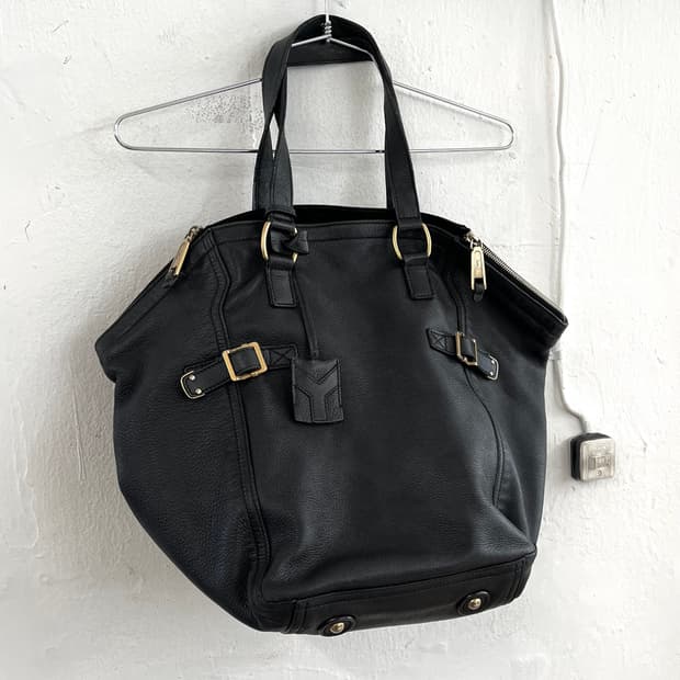 생로랑 레더 다운타운백