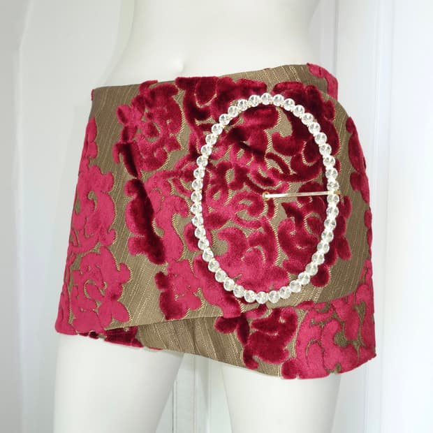 Dolce&gabbana  Rhinestone buckle Skirts