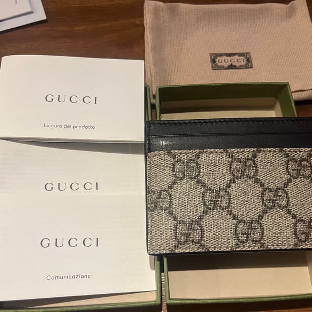 [S급] 구찌 GG 수프림 카드 홀더 베이지 에보니