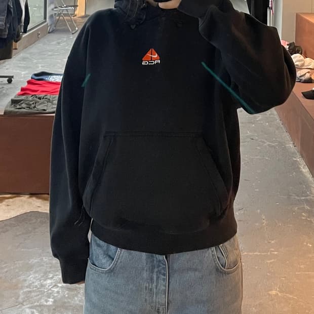 나이키 ACG 써마핏 풀오버 블랙 후드티 H2362