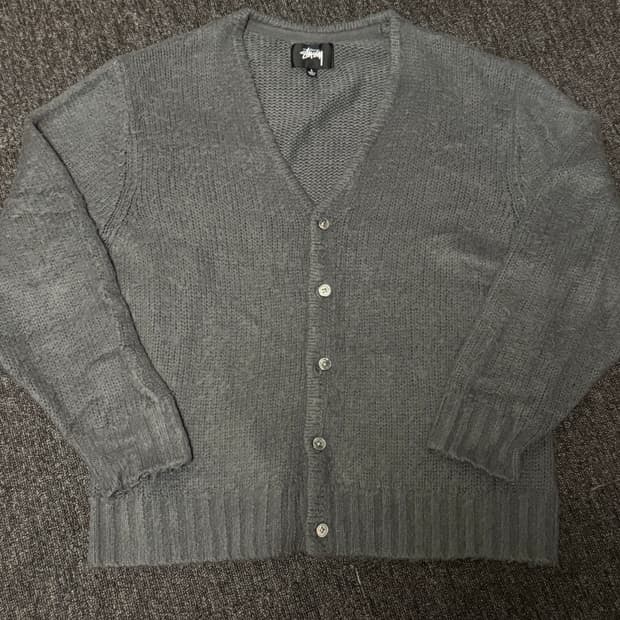 [L] 스투시 브러쉬드 가디건 차콜