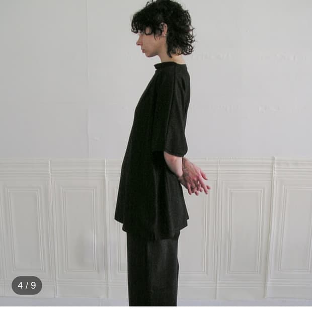 에옹쓰 cowl neck half top