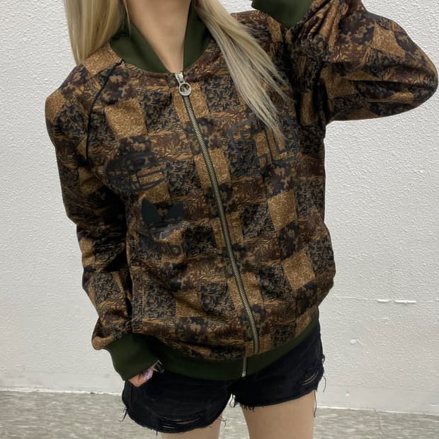 아디다스 패치 카모 트랙탑 105