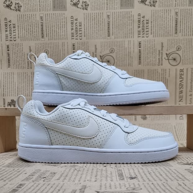 나이키 코트버로우 여성운동화235