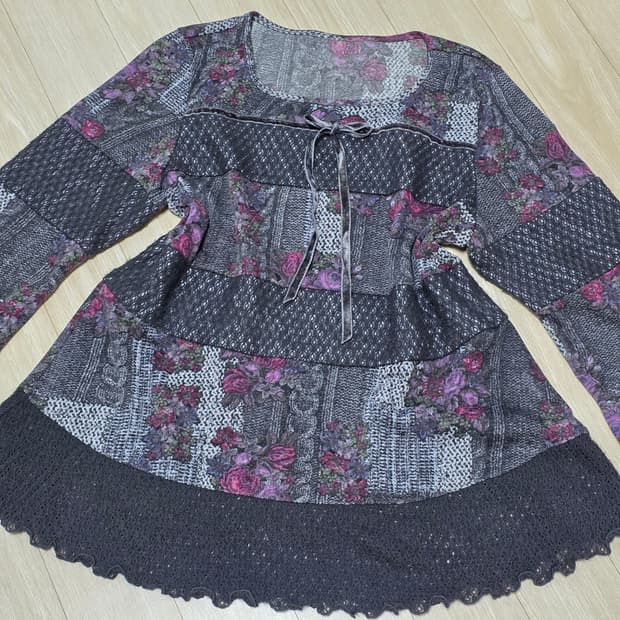 보헤미안 그레이 니트 모리걸st 플라워 패치워크 슬리브블라우스