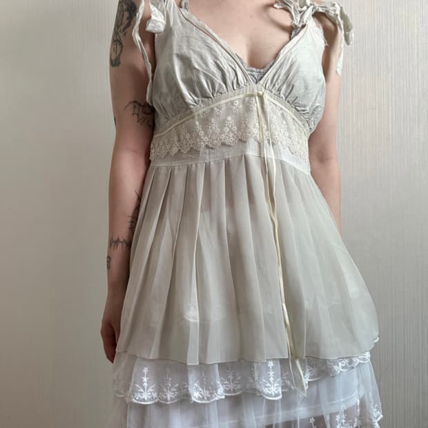 mute sleeveless