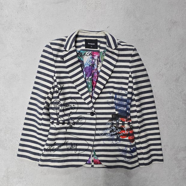 Desigual 데시구알 스트라이프 아트컬쳐 자켓 36