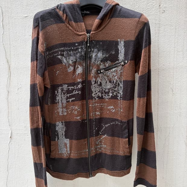In the attic stripe chain hood zip