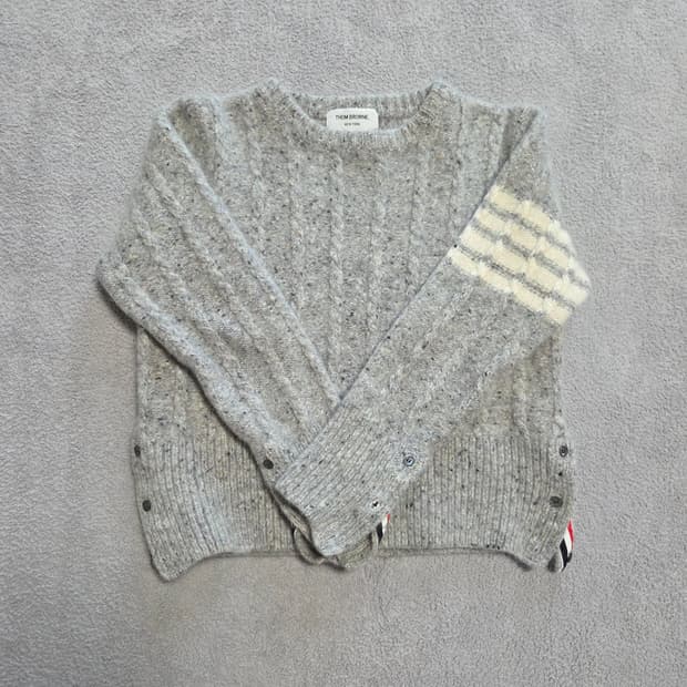 [정품/3사이즈] 톰브라운 사선 완장 니트 그레이 