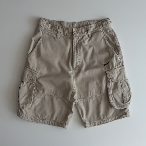 나이키 스우시 카고 반바지 M