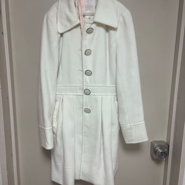 리즈리사 코트 (3/5까지 판매) 쿨거시 61000원