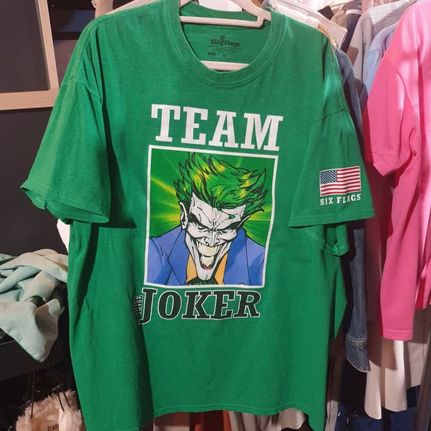 Six Flags 팀 조커 반팔 티셔츠 그린 XL