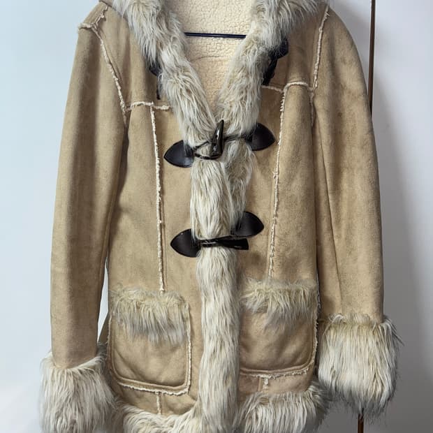 갸루 떡볶이 퍼 무스탕 대장