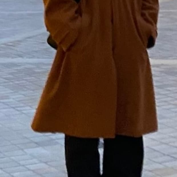 발렌시아가 발마칸 코트 46