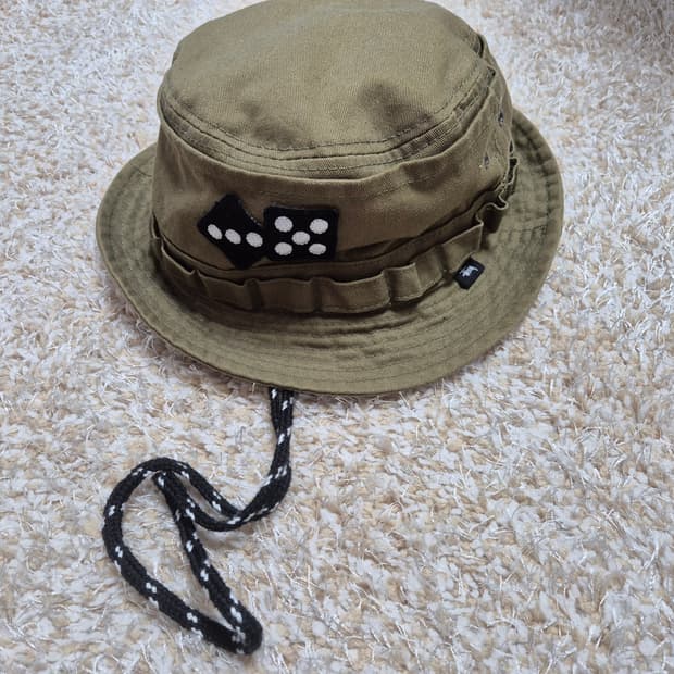 스투시 주사위 트루퍼햇