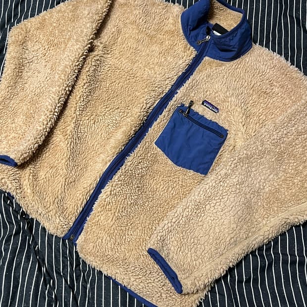 파타고니아 레트로 딥파일 네추럴 L