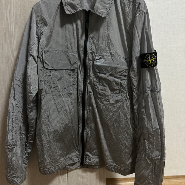 백화점판 새상품급) 스톤아일랜드 나일론메탈 라벤더 오버셔츠 M