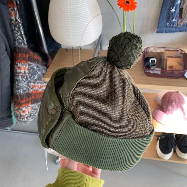 Kapital 캐피탈  넥 플랩 비니