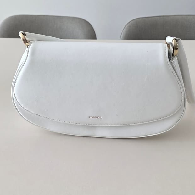 스탠드오일 클램백 (숄더백)