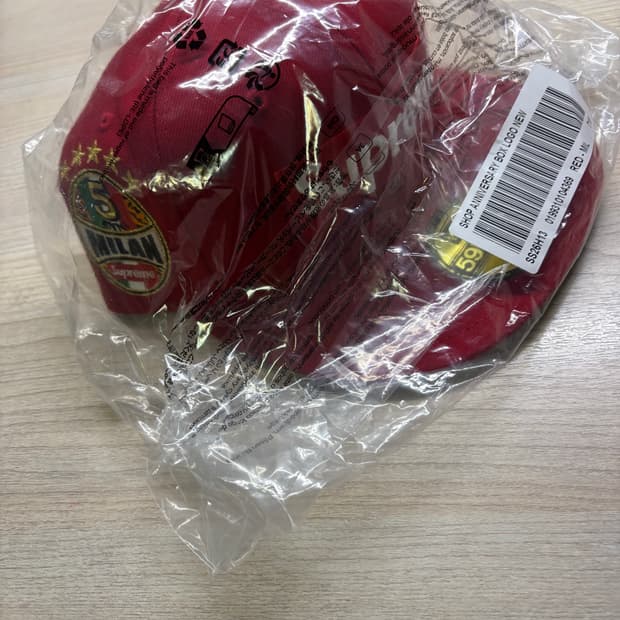 슈프림 x 뉴에라 26SS 밀라노