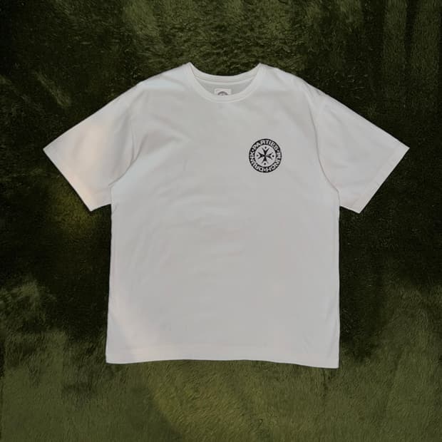 [3] 펀치드렁크파티즈 싱글 스티치 로고 티셔츠 화이트