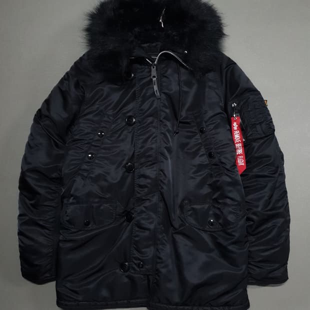 M (95) 알파 인더스트리 N-3B 블랙 퍼 후드 누빔 패딩 파카