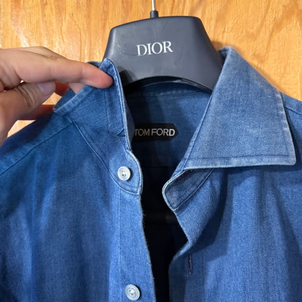 톰포드 데님 셔츠 판매 합니다.