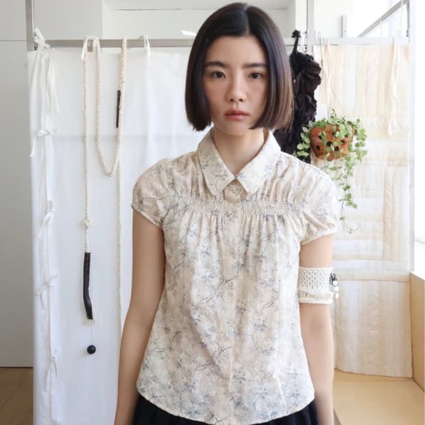 GIRLY EMBROIDERY BLOUSE VINTAGE APRICOT