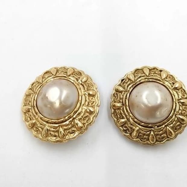 🏷️ [예약] 샤넬 빈티지 CC 펄 골드 이어링 / S급 (희귀 매물)