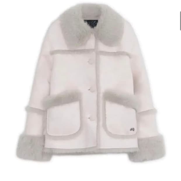 허그유어스킨 무스탕